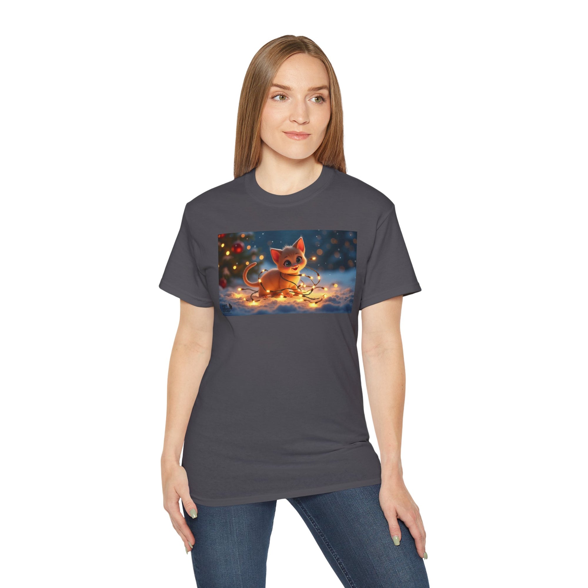Cute Cat Christmas Tee, Cozy Unisex Cotton Shirt for Cat Lovers, Holiday Gift, Casual Wear, Festive Apparel