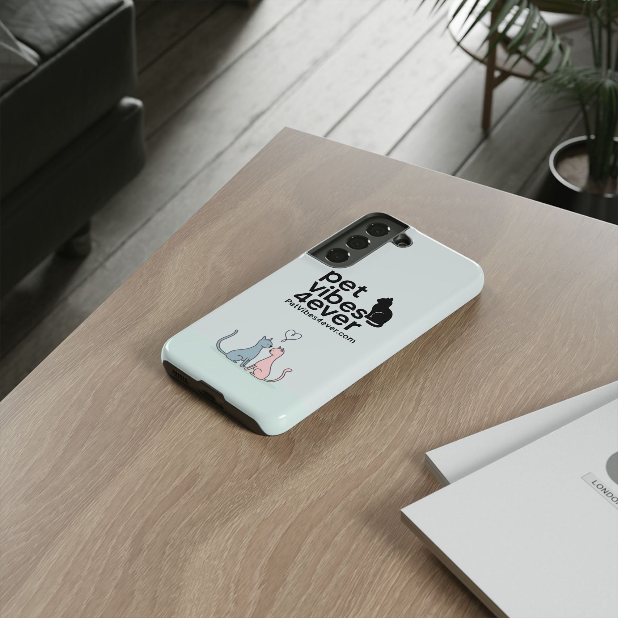 Cute Cat Phone Case, Colorful Tough Case for Pet Lovers, Cat-Themed Accessory, Gift for Animal Lovers, Mobile Phone Protection