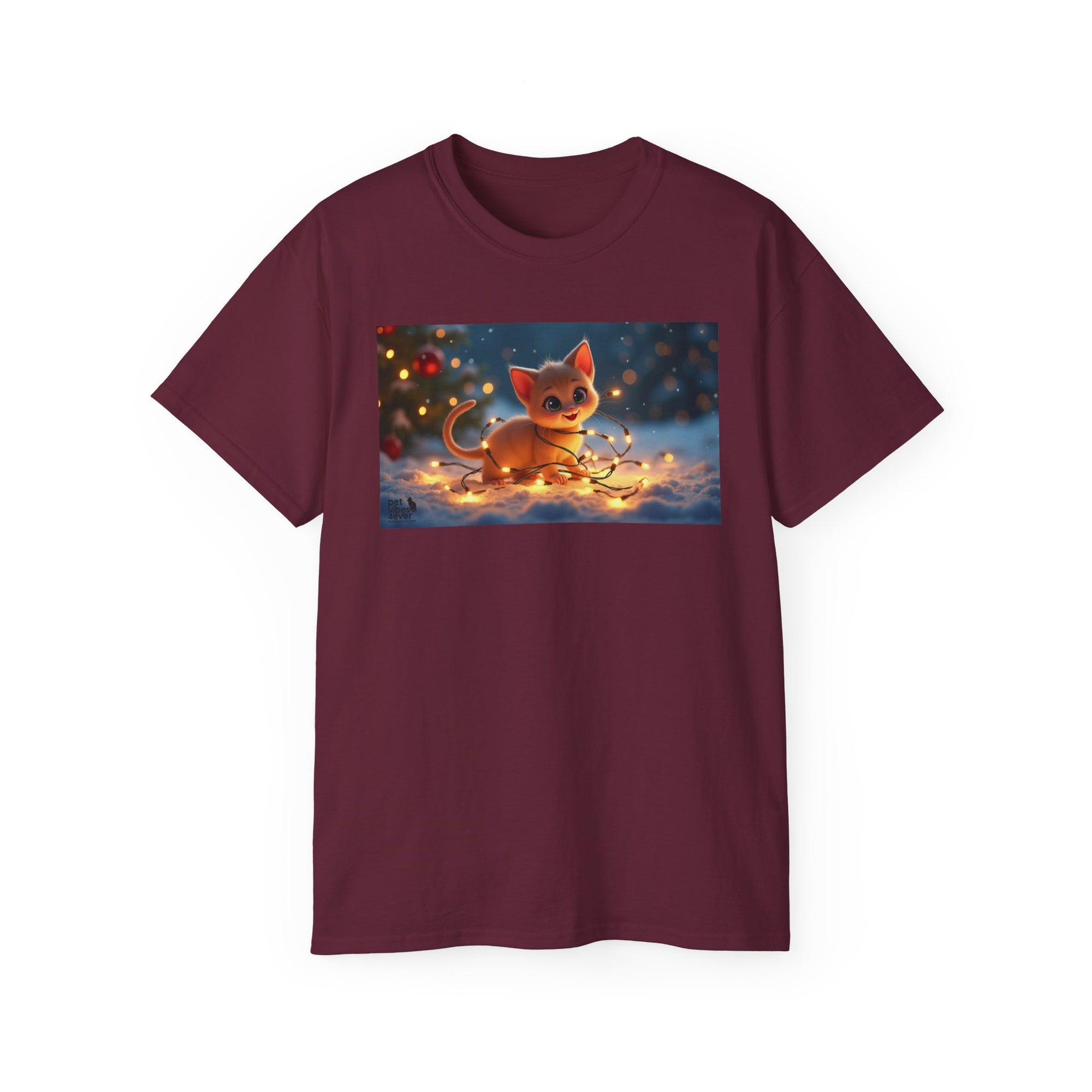 Cute Cat Christmas Tee, Cozy Unisex Cotton Shirt for Cat Lovers, Holiday Gift, Casual Wear, Festive Apparel