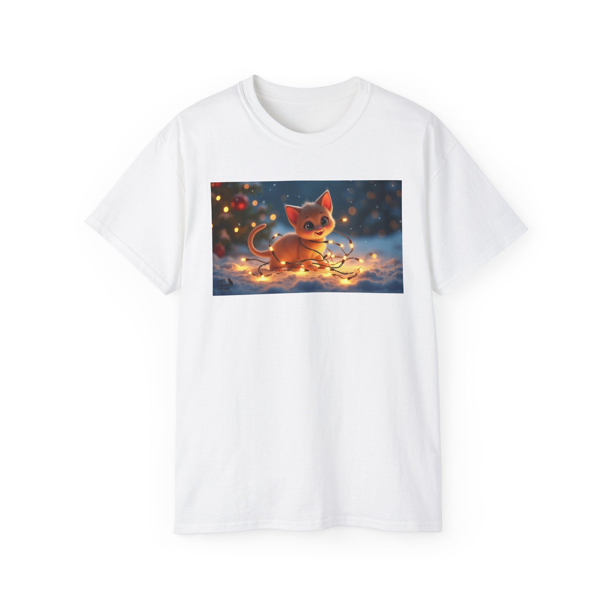 Cute Cat Christmas Tee, Cozy Unisex Cotton Shirt for Cat Lovers, Holiday Gift, Casual Wear, Festive Apparel