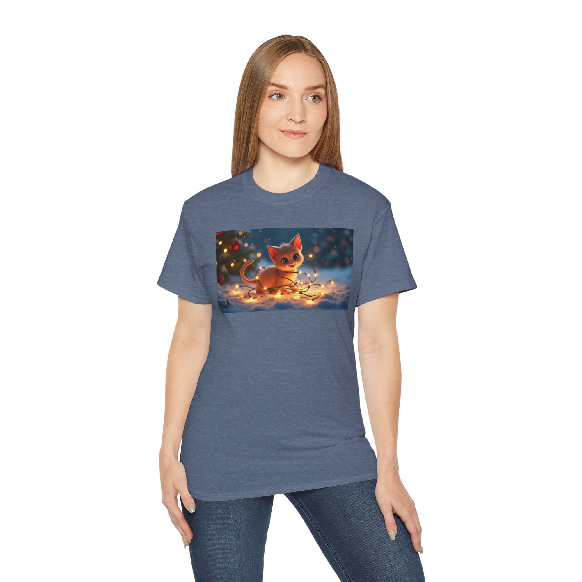 Cute Cat Christmas Tee, Cozy Unisex Cotton Shirt for Cat Lovers, Holiday Gift, Casual Wear, Festive Apparel