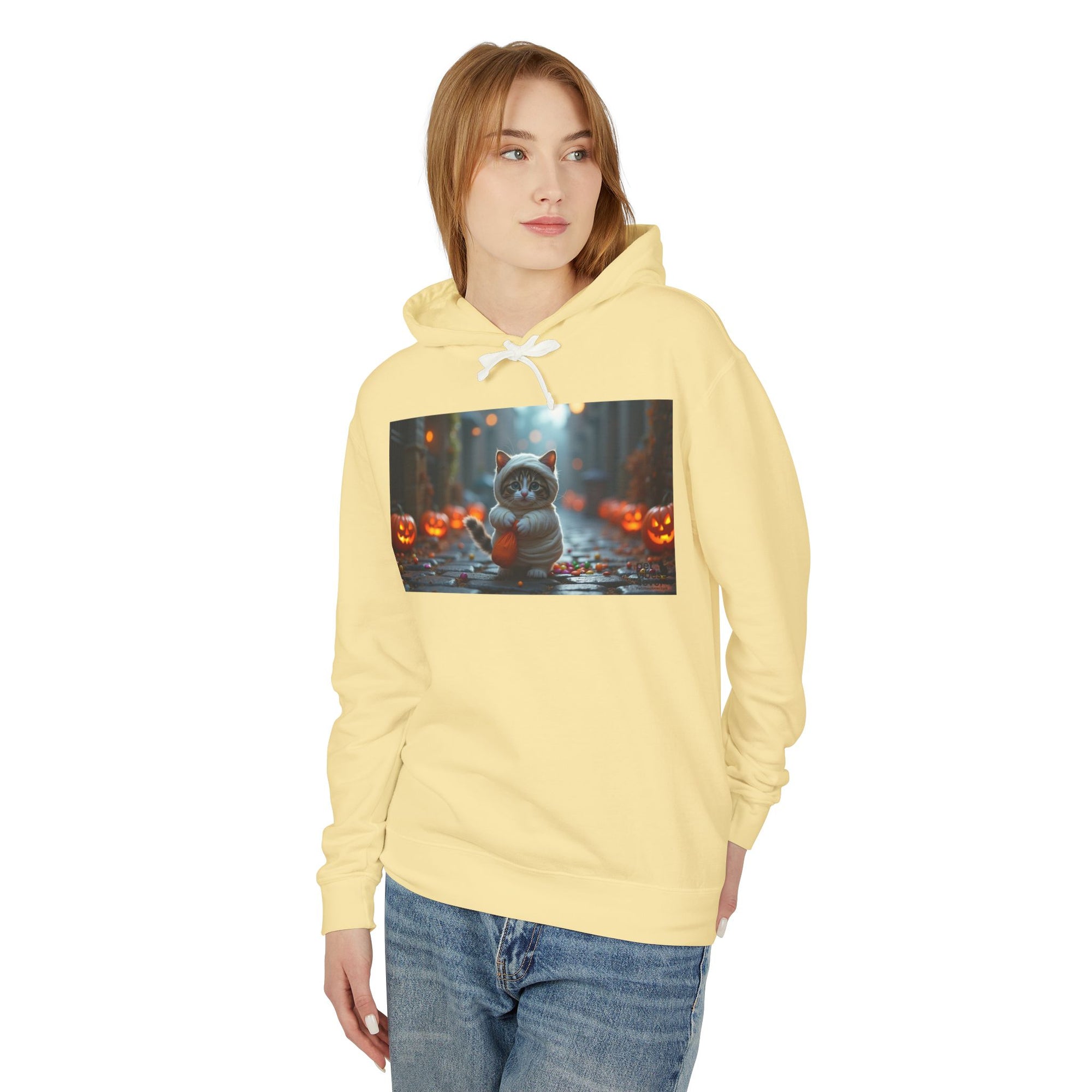 Halloween Cat Unisex Hoodie, Cozy Sweatshirt for Fall, Cute Pumpkin Design, Gift for Cat Lovers, Perfect for Halloween