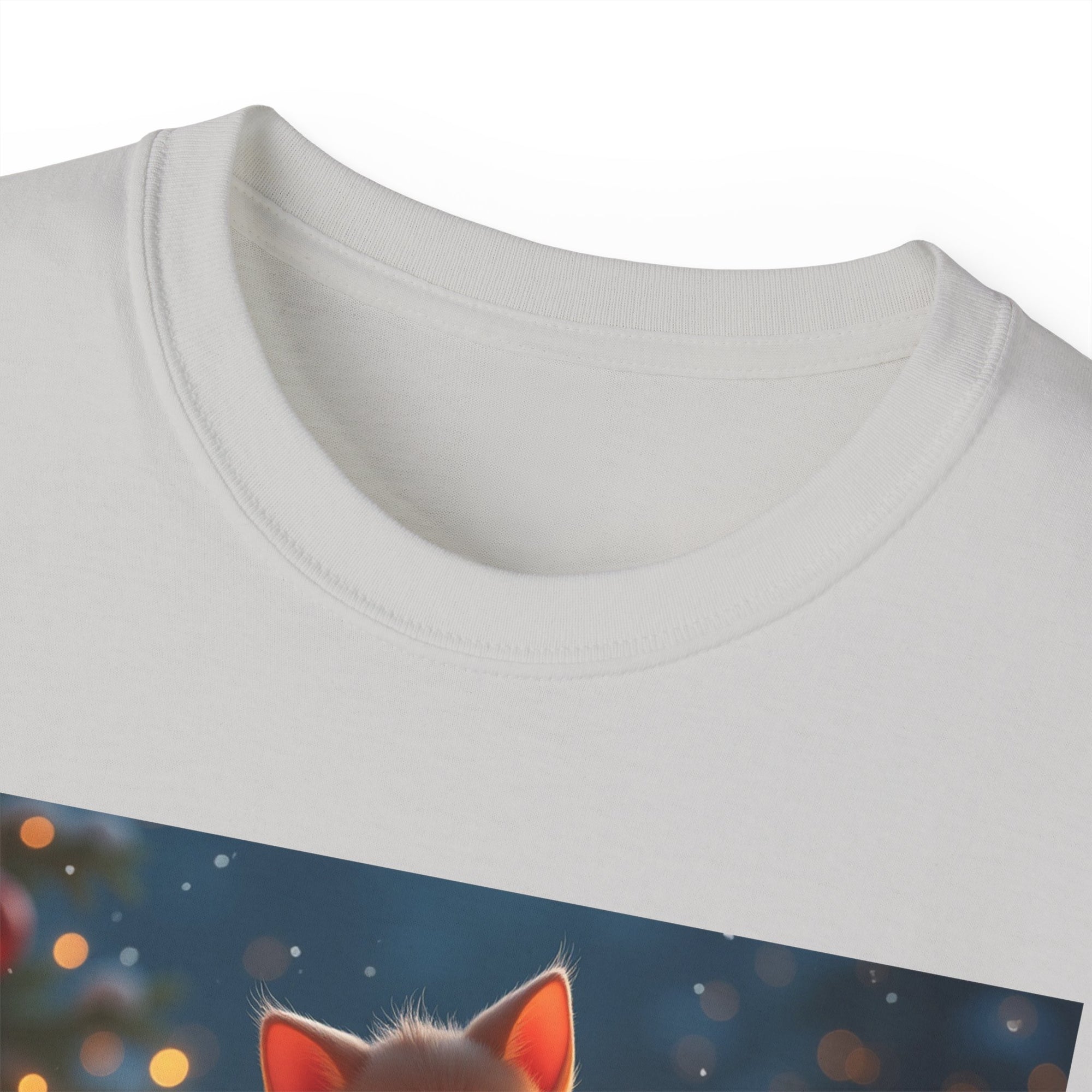 Cute Cat Christmas Tee, Cozy Unisex Cotton Shirt for Cat Lovers, Holiday Gift, Casual Wear, Festive Apparel