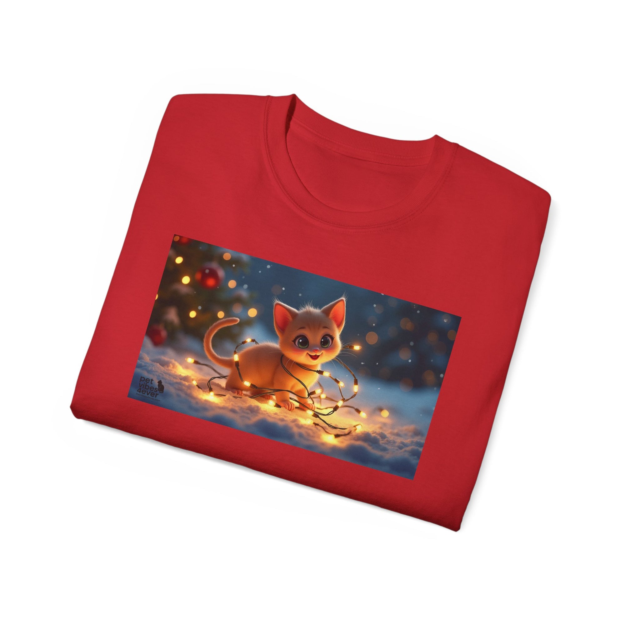 Cute Cat Christmas Tee, Cozy Unisex Cotton Shirt for Cat Lovers, Holiday Gift, Casual Wear, Festive Apparel
