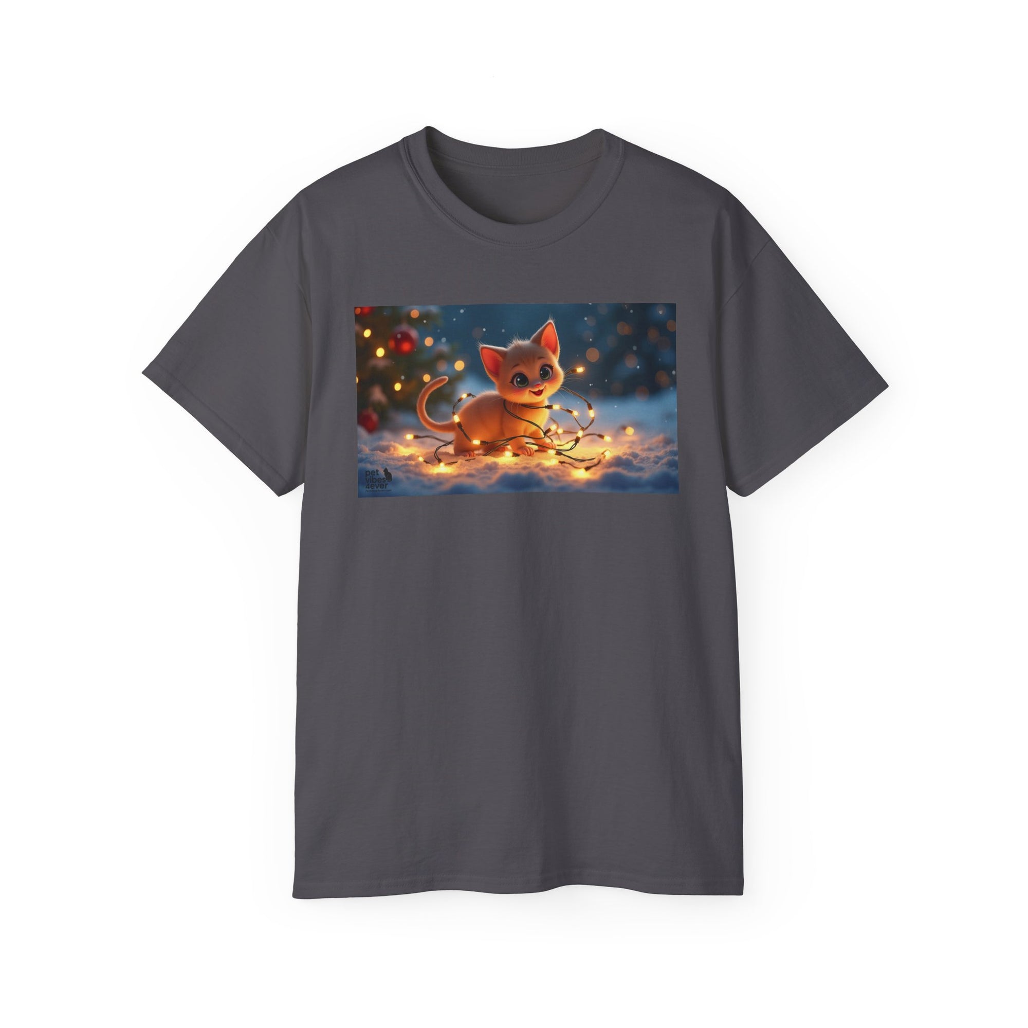 Cute Cat Christmas Tee, Cozy Unisex Cotton Shirt for Cat Lovers, Holiday Gift, Casual Wear, Festive Apparel