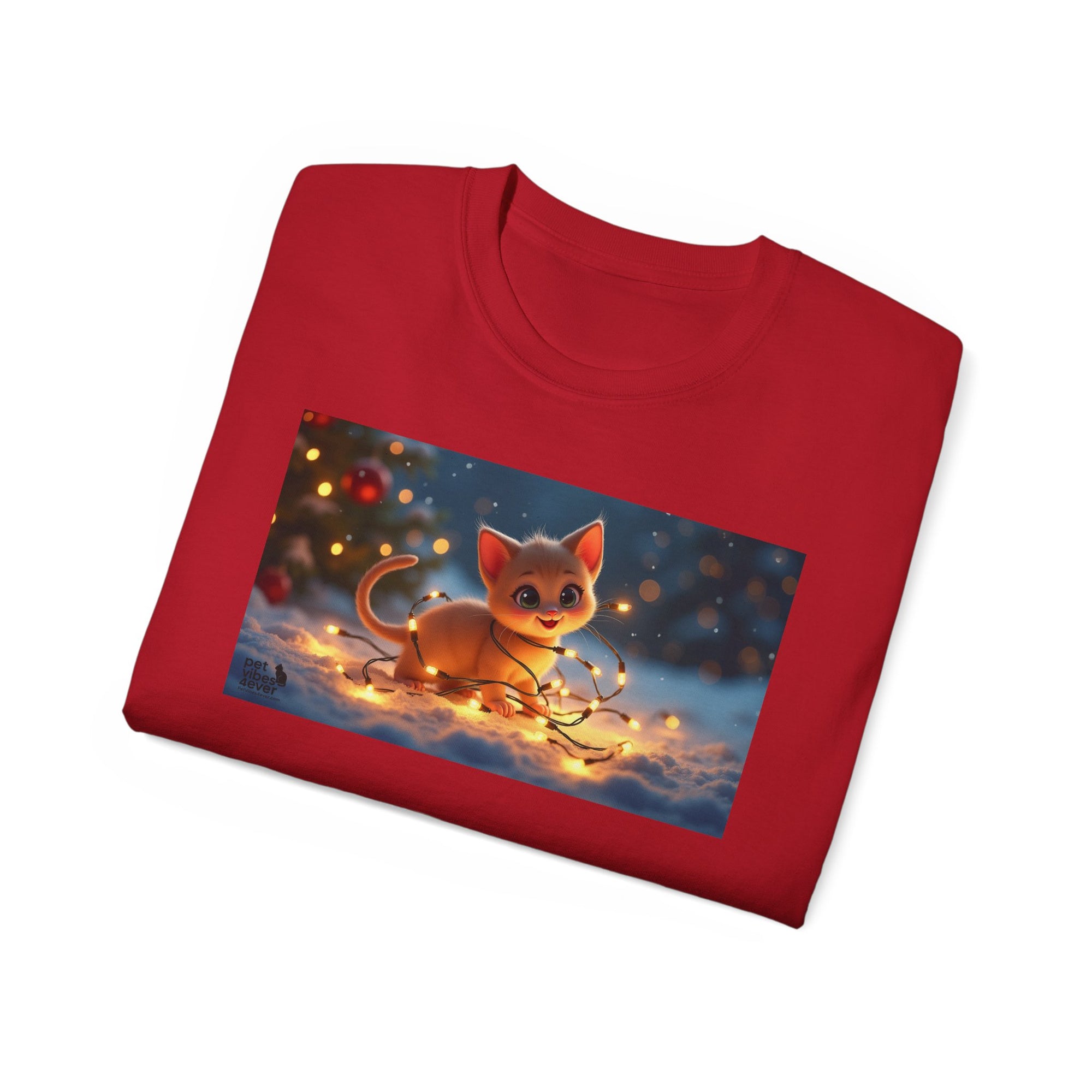 Cute Cat Christmas Tee, Cozy Unisex Cotton Shirt for Cat Lovers, Holiday Gift, Casual Wear, Festive Apparel