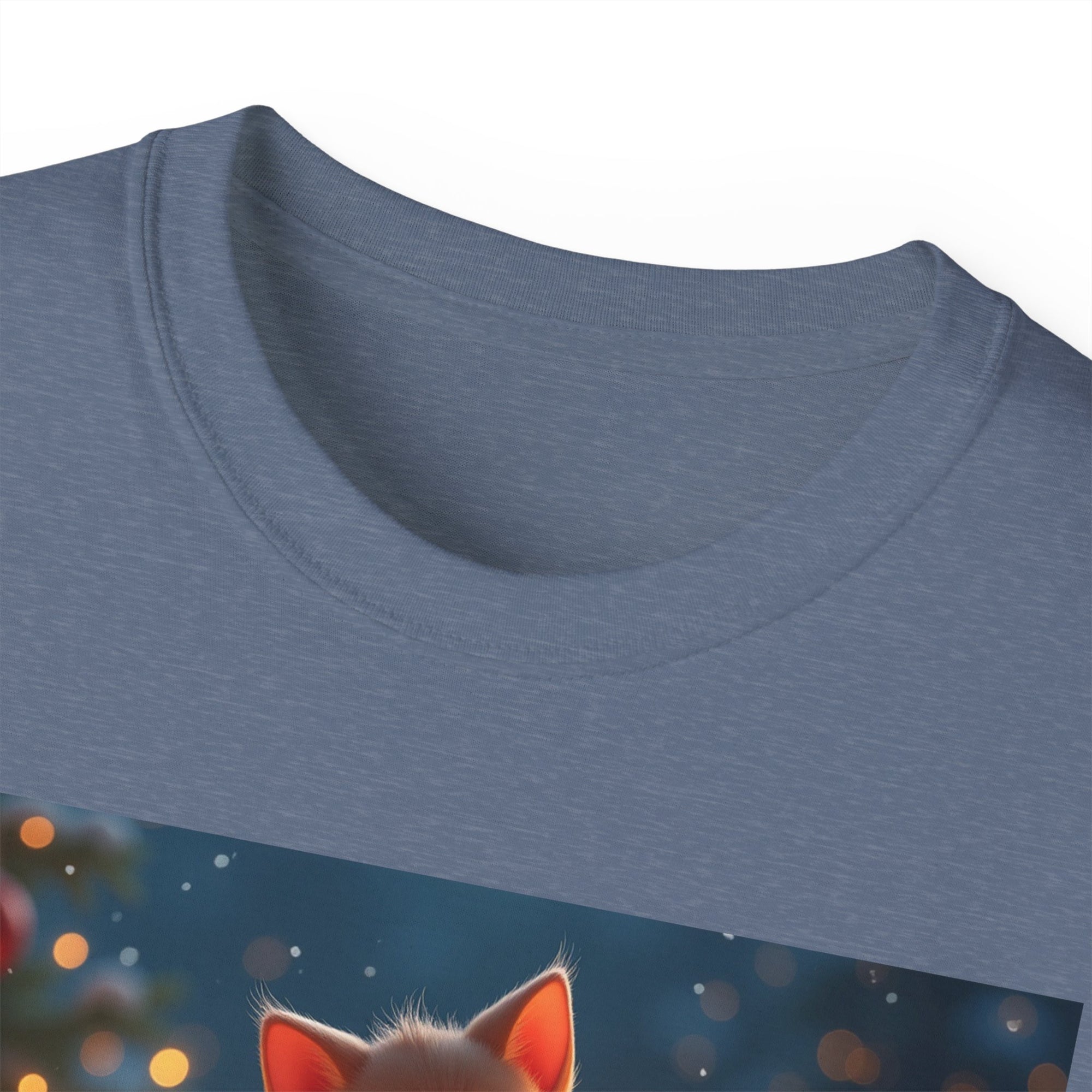 Cute Cat Christmas Tee, Cozy Unisex Cotton Shirt for Cat Lovers, Holiday Gift, Casual Wear, Festive Apparel